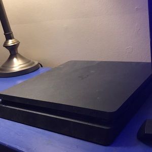 Ps4 slim